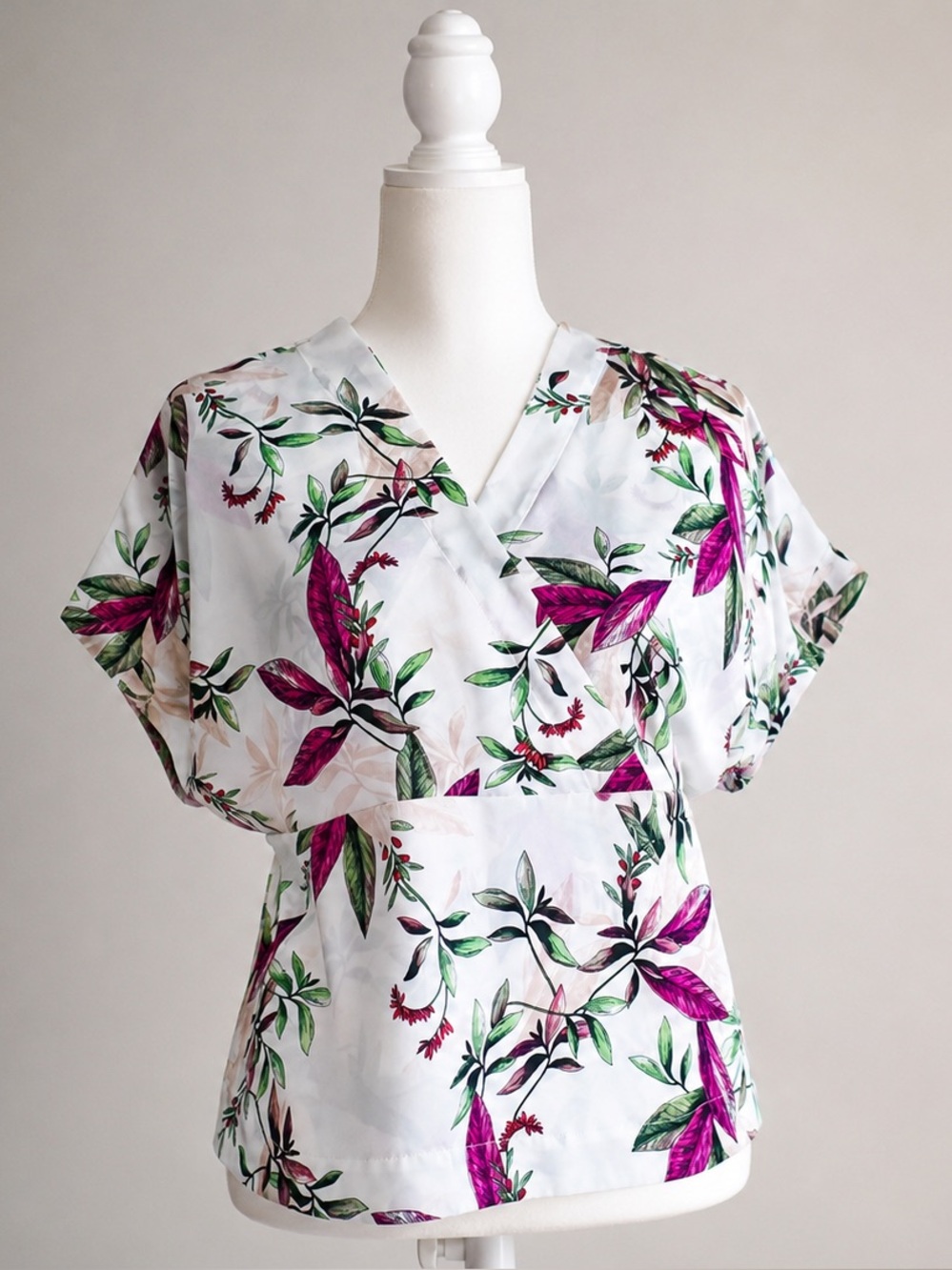 Worthington XL Floral Kimono Sleeve Blouse White Pink Green V-Neck